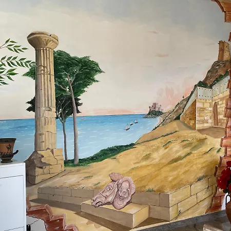 Marinetti Bed and Breakfast 3*