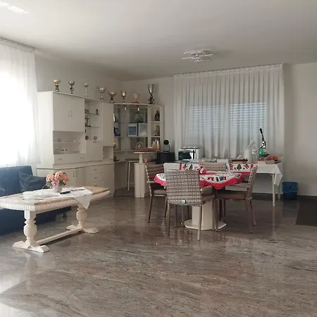 Bed & Breakfast Marinetti 3*
